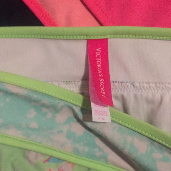 2 Victoria secret cheeky Brazilian bottoms - Picture 2 of 2